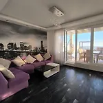 Dom-el Real 4 - Apartment *