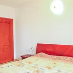 Apartment Dom-el Real 4 - *