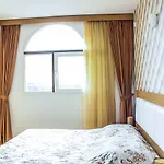 Apartment Dom-el Real 4 - *