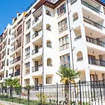 Dom-el Real 4 - Apartment