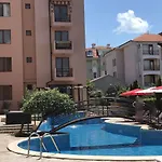 Dom-el Real 4 - Apartment