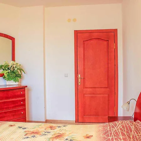 Apartmán Dom-el Real 4 -