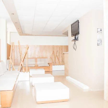 Apartmán Dom-el Real 4 - *