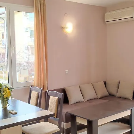 Apartman Dom-el Real 4 -