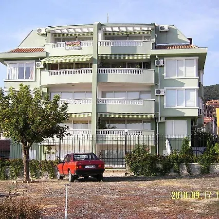 Dom-el Real 4 - Apartman *